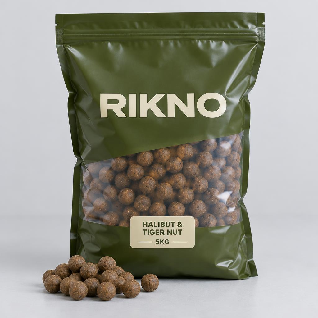 Olive 5kg RIKNO boilie bag with spilled boilies